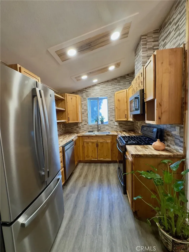 1238 Magnolia Avenue, Long Beach, California 90813 home-pic-5